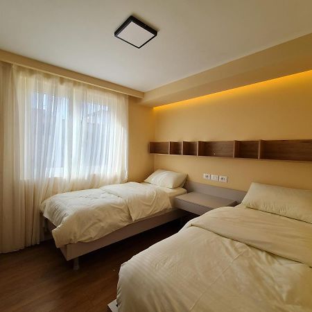 Adore - Modern Apartment Tiranë Eksteriør bilde