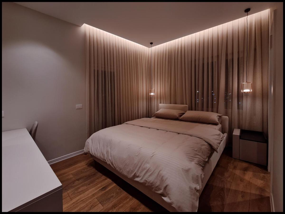 Adore - Modern Apartment Tiranë Eksteriør bilde