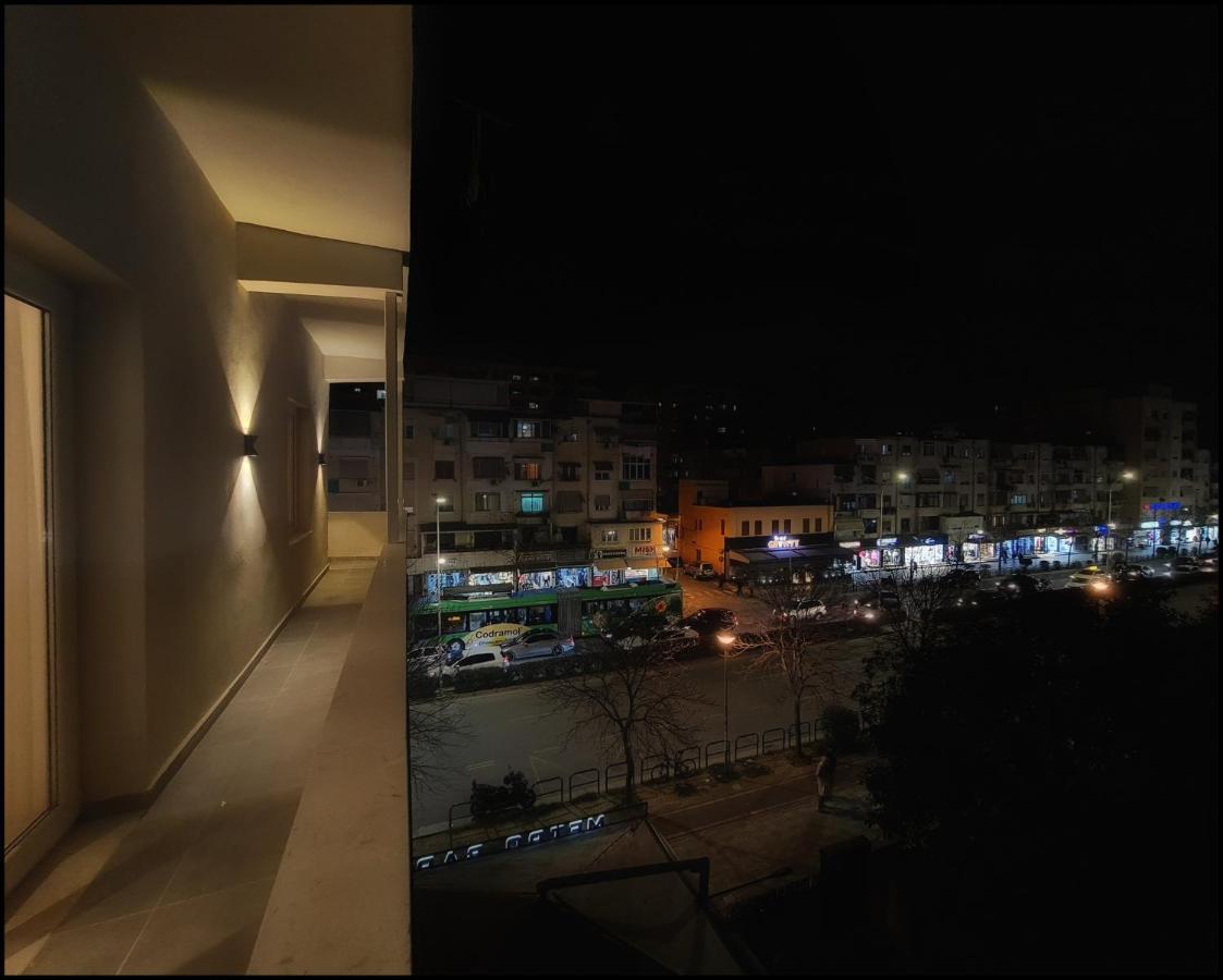 Adore - Modern Apartment Tiranë Eksteriør bilde