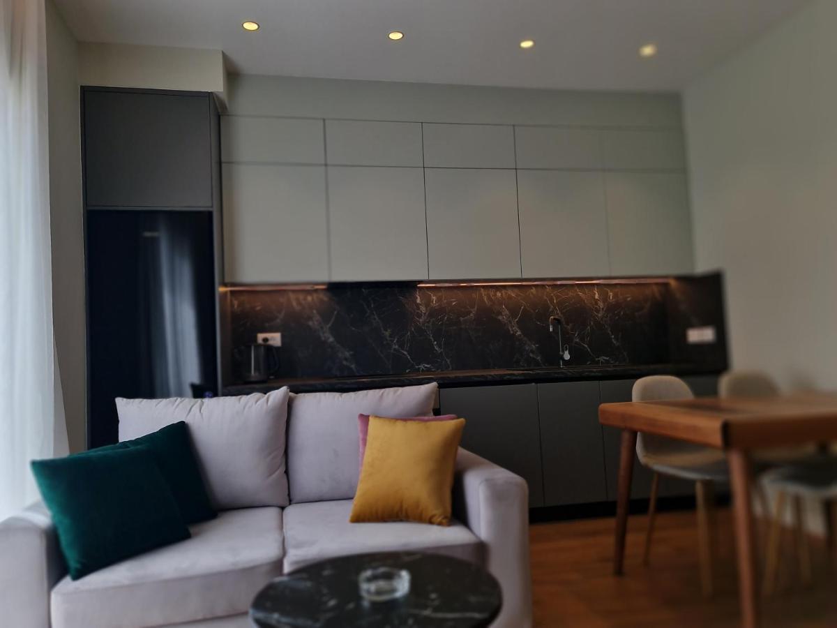 Adore - Modern Apartment Tiranë Eksteriør bilde