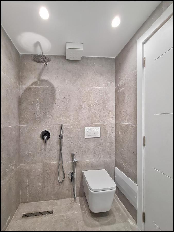 Adore - Modern Apartment Tiranë Eksteriør bilde